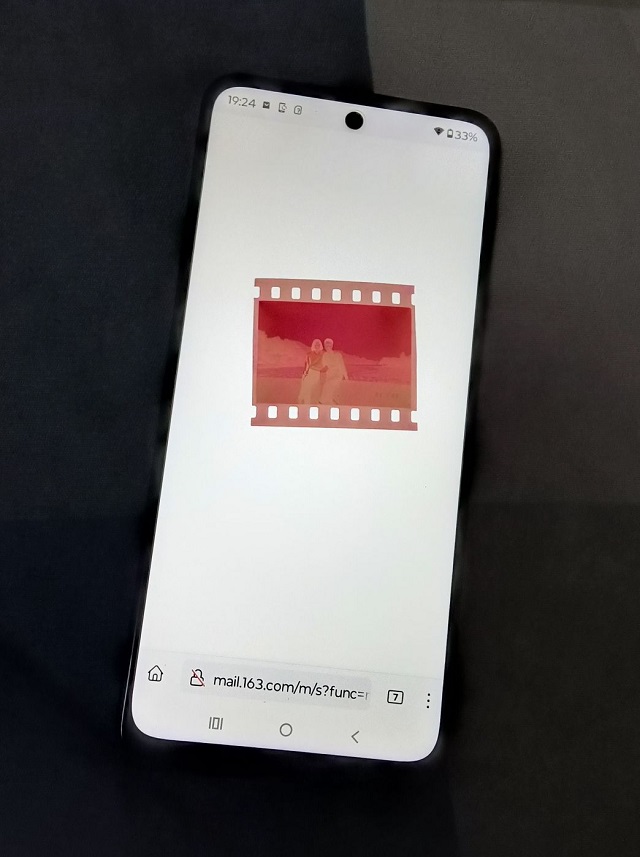 Negative on a phone screen